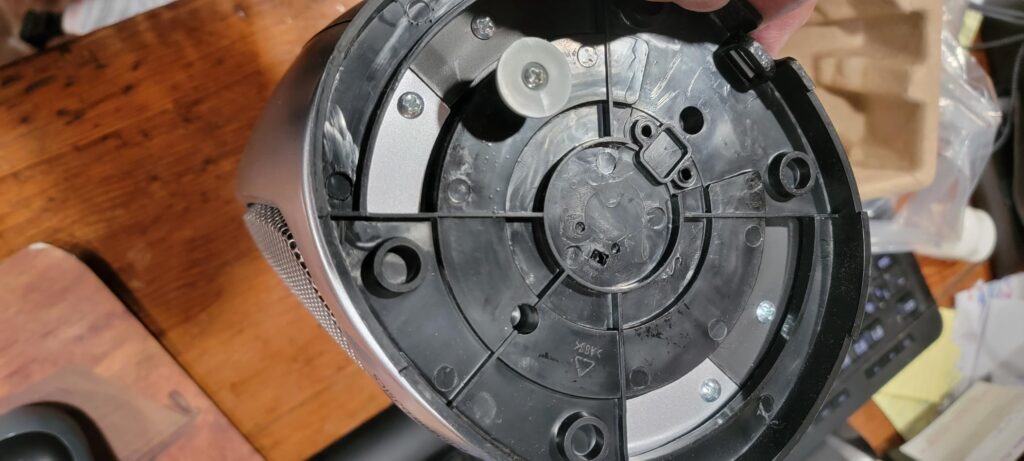 amazon basics ceramic space heater tip-over protection switch on the base